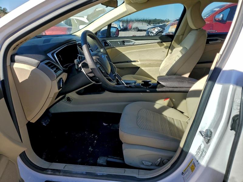 Photo 7 from auction – 2016 FORD FUSION SE with VIN 3FA6P0H79GR327326