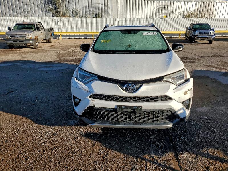 Photo 5 from auction – 2016 TOYOTA RAV4 with VIN 2T3NFREV1GW263813