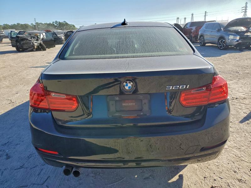 Photo 6 from auction – 2013 BMW 328 with VIN WBA3C1G53DNR45994