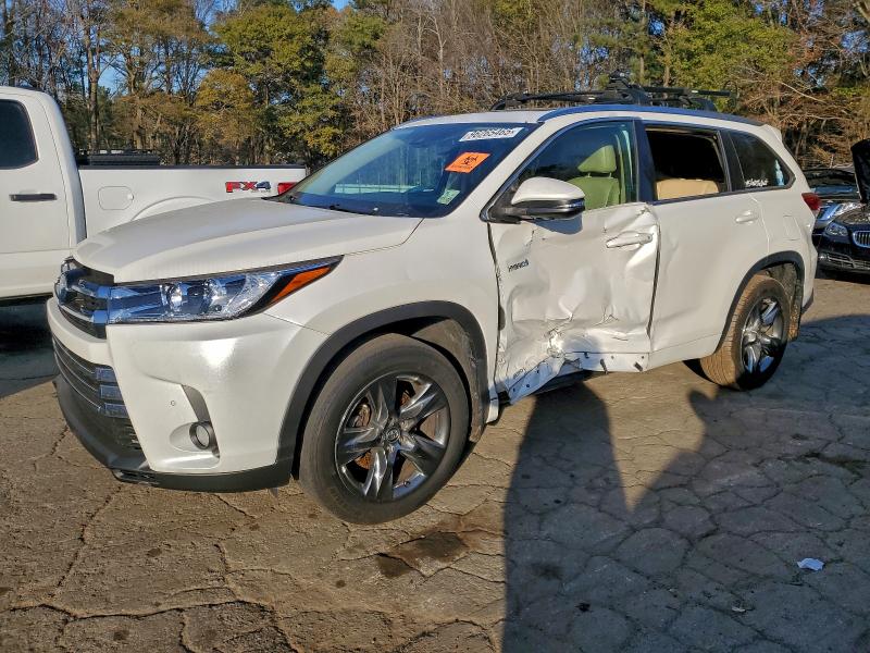 TOYOTA HIGHLANDER 2017 with VIN 5TDDGRFH9HS027429 - Photo from auction