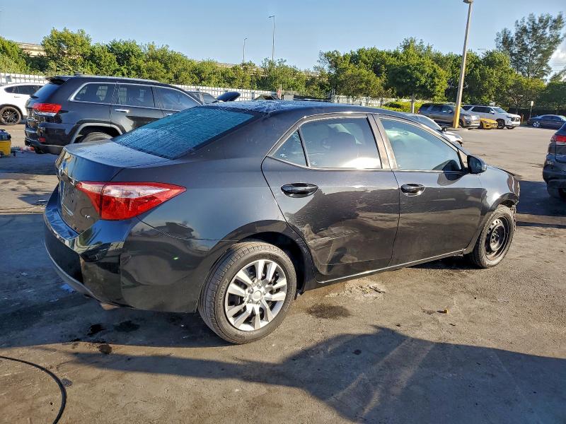 Photo 3 from auction – 2018 TOYOTA COROLLA with VIN 5YFBURHE7JP849504