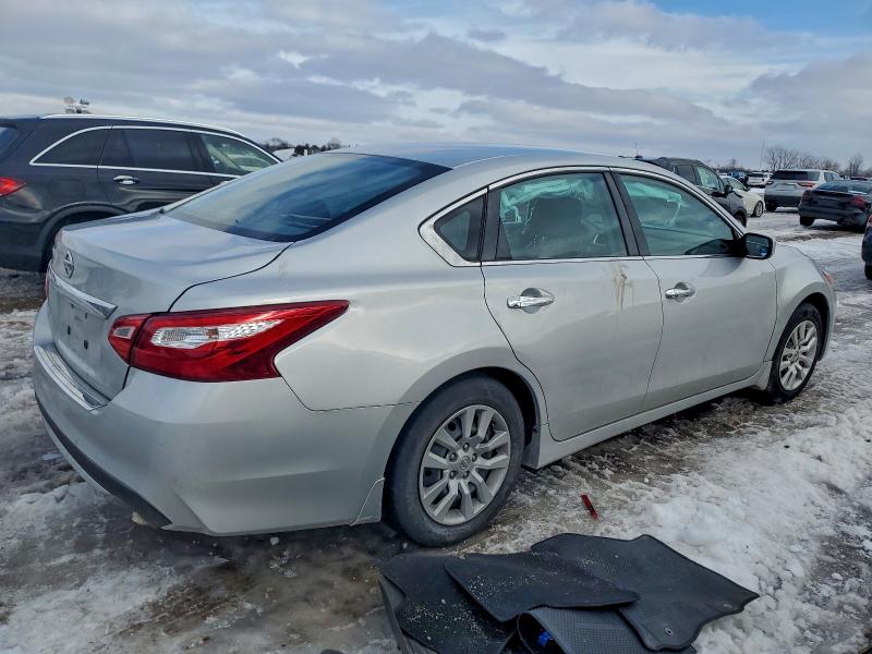 Photo 3 from auction – 2016 NISSAN ALTIMA 2.5 with VIN 1N4AL3APXGN387040