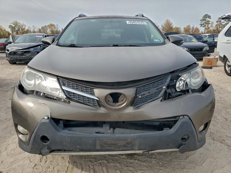Photo 5 from auction – 2013 TOYOTA RAV4 XLE with VIN JTMWFREV4DD003564