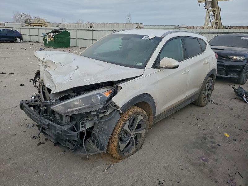 HYUNDAI TUCSON LIM 2016 with VIN KM8J33A27GU059395 - Photo from auction