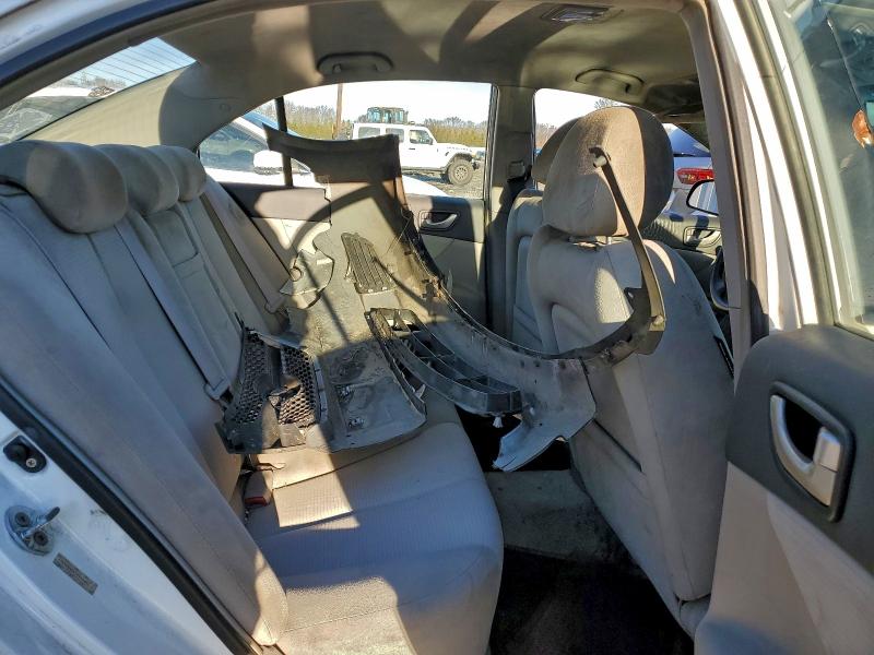 Photo 10 from auction – 2008 HYUNDAI SONATA with VIN 5NPET46CX8H385863