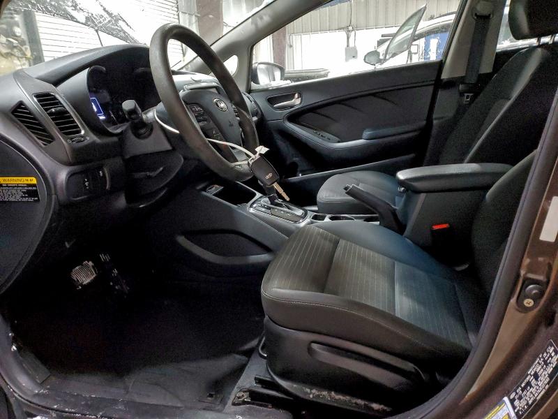 Photo 7 from auction – 2018 KIA FORTE LX with VIN 3KPFL4A7XJE227693