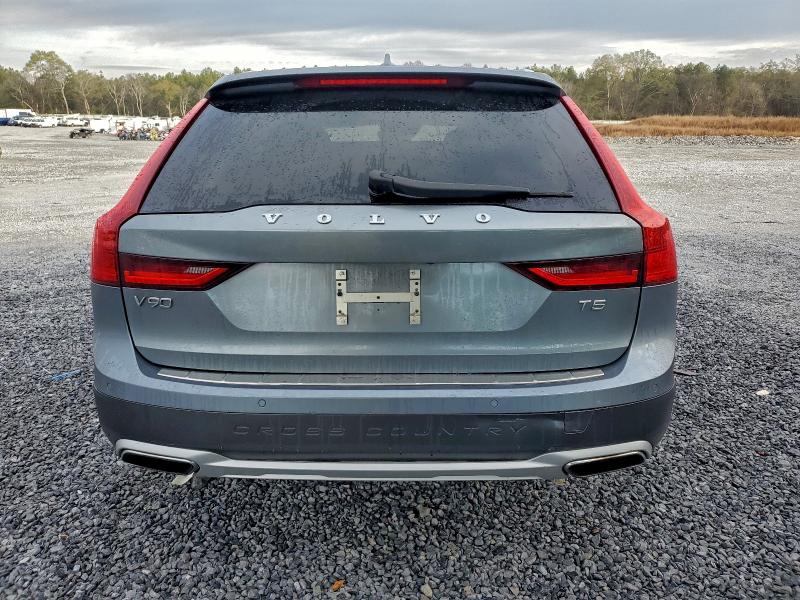 Photo 6 from auction – 2018 VOLVO V90 CROSS with VIN YV4102NK1J1027694