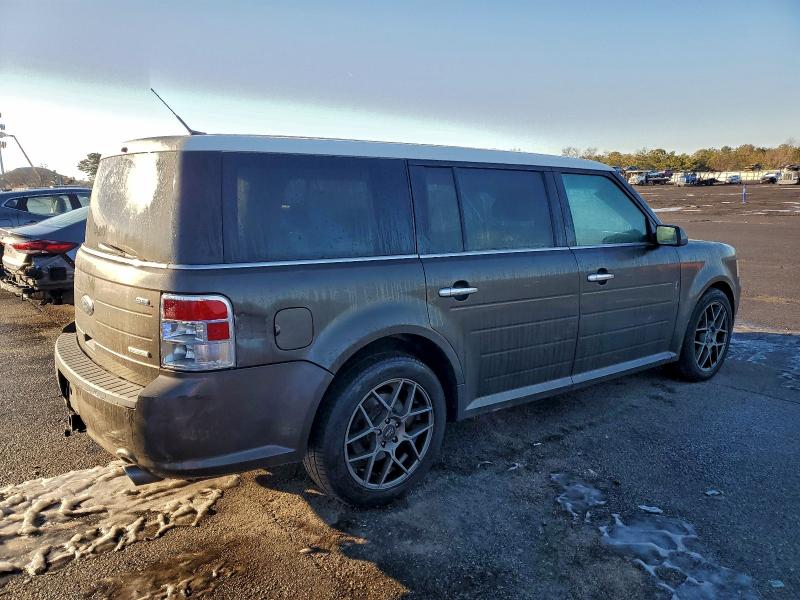 Photo 3 from auction – 2011 FORD FLEX SEL with VIN 2FMHK6CT6BBD02198