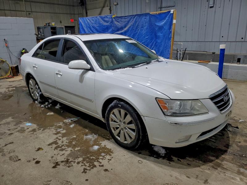 Photo 4 from auction – 2010 HYUNDAI SONATA SE with VIN 5NPEU4AF3AH590347