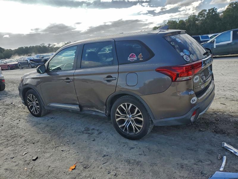 Photo 2 from auction – 2018 MITSUBISHI OUTLANDER with VIN JA4AD2A35JZ035234