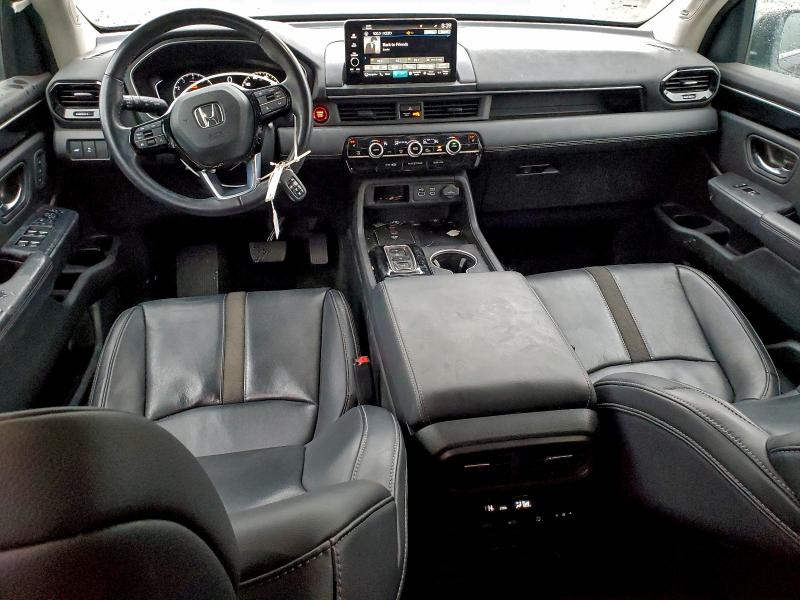 Photo 8 from auction – 2023 HONDA PILOT TOUR with VIN 5FNYG2H76PB008174