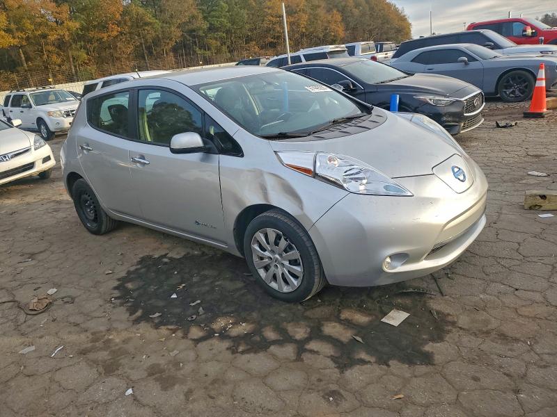 Photo 4 from auction – 2015 NISSAN LEAF S with VIN 1N4AZ0CP4FC313858