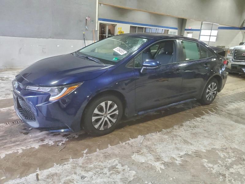 TOYOTA COROLLA LE 2022 with VIN JTDEAMDE8NJ056348 - Photo from auction