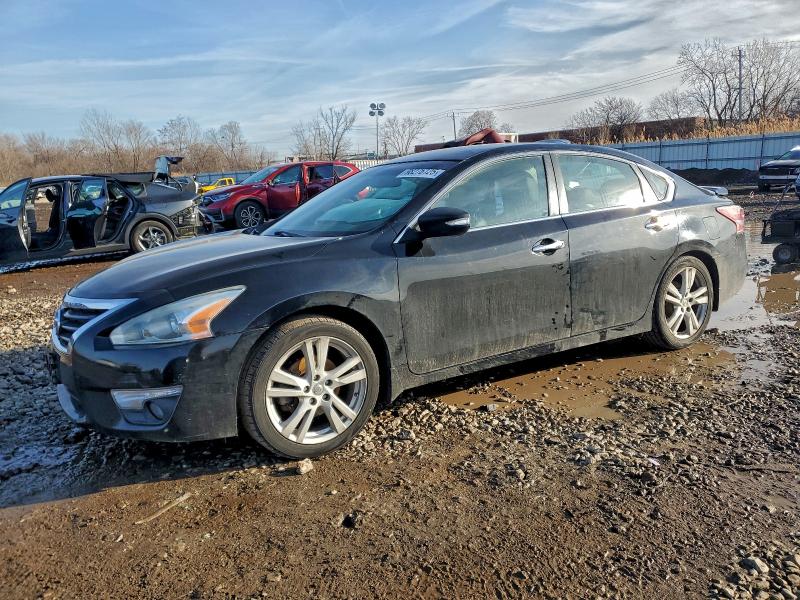 NISSAN ALTIMA 3.5 2013 with VIN 1N4BL3APXDN472587 - Photo from auction