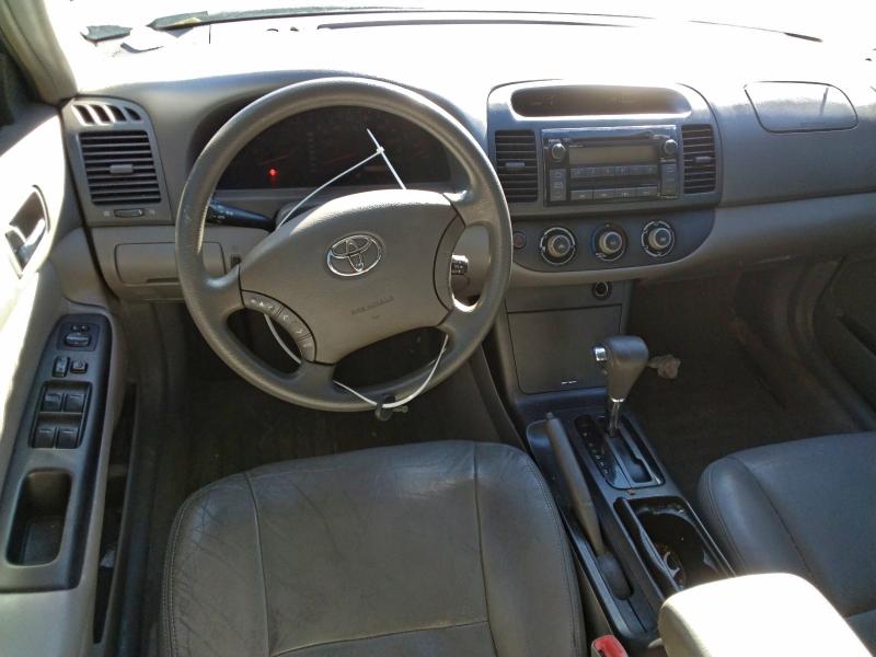 Photo 8 from auction – 2005 TOYOTA CAMRY LE with VIN 4T1BE32K95U044052