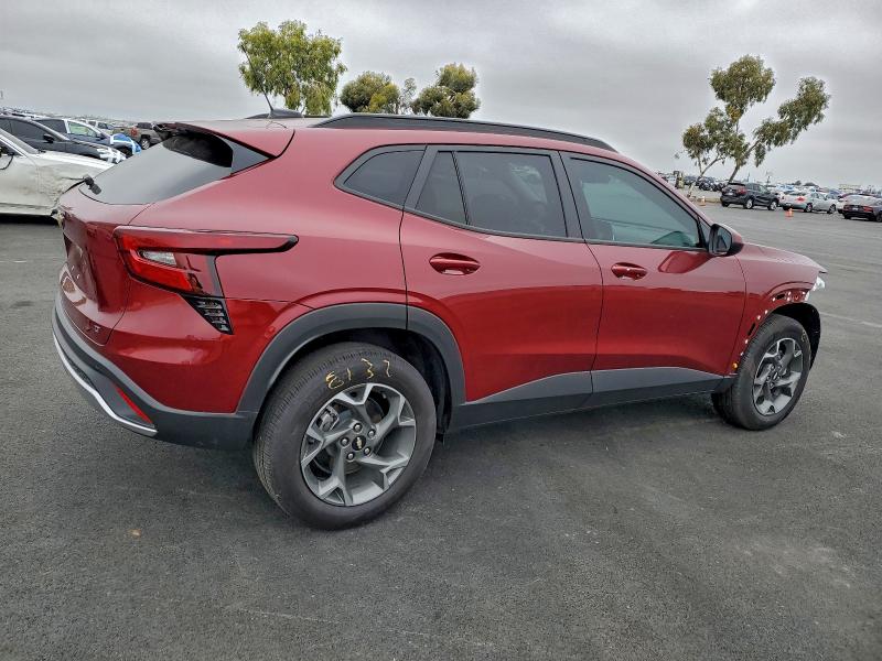 Photo 3 from auction – 2025 CHEVROLET TRAX 1LT with VIN KL77LHEP0SC045920