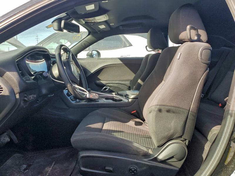 Photo 7 from auction – 2018 DODGE CHALLENGER with VIN 2C3CDZAG3JH245281