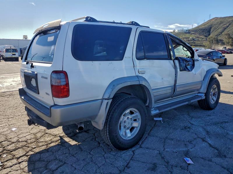 Photo 3 from auction – 1999 TOYOTA 4RUNNER with VIN JT3GN87R0X0092342