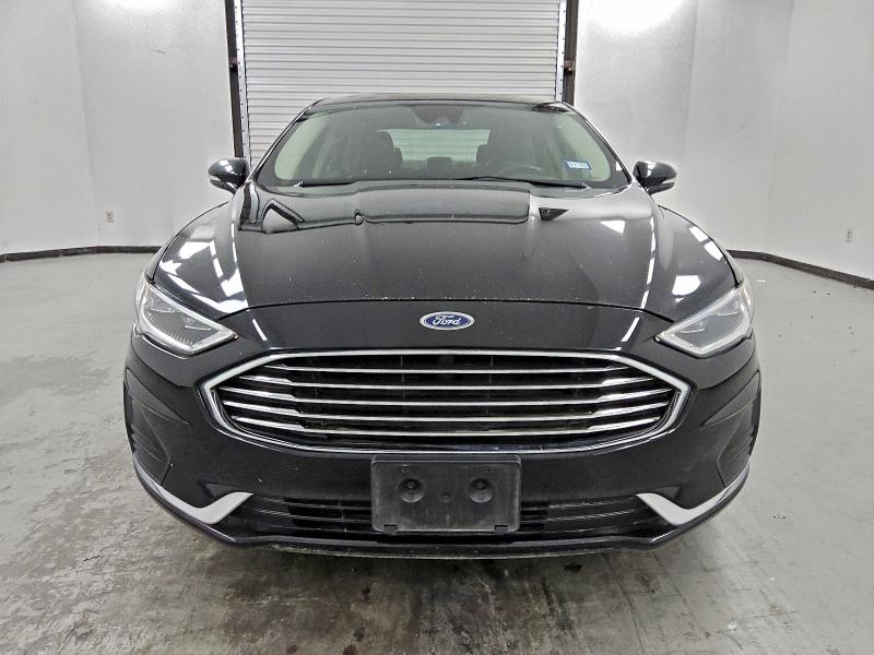 Photo 5 from auction – 2020 FORD FUSION SEL with VIN 3FA6P0CD1LR110926
