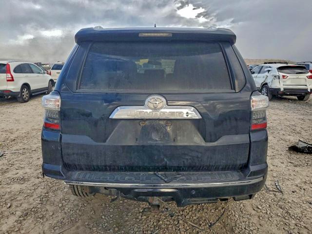 Photo 6 from auction – 2018 TOYOTA 4RUNNER with VIN JTEBU5JR2J5577488