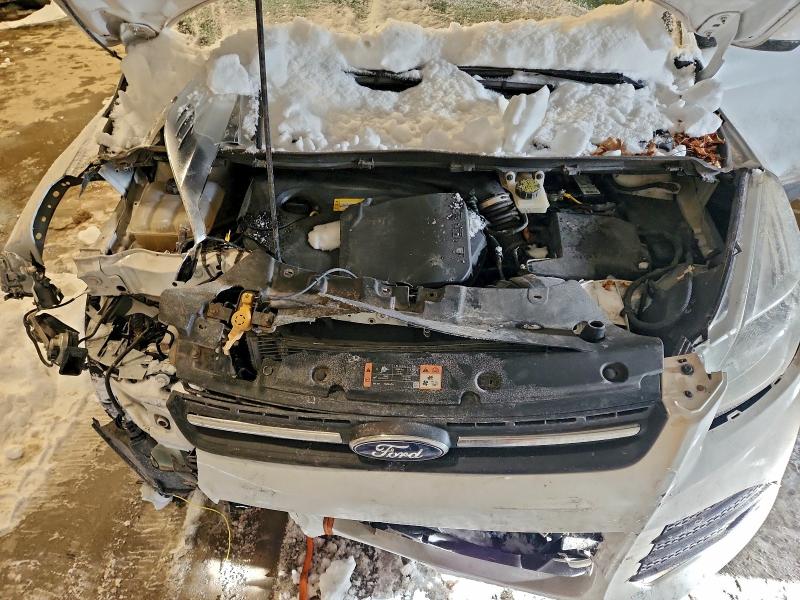 Photo 11 from auction – 2016 FORD ESCAPE SE with VIN 1FMCU9GX6GUC59664