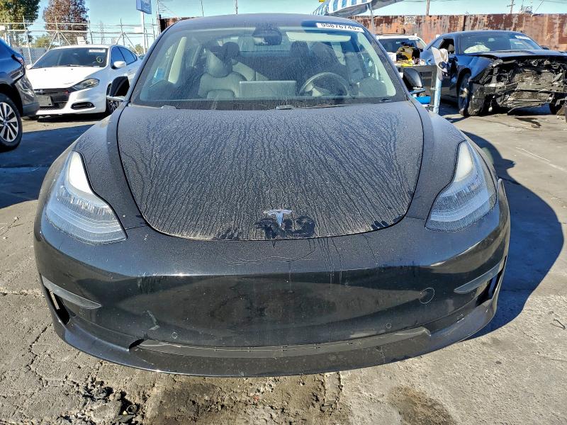Photo 5 from auction – 2019 TESLA MODEL 3 with VIN 5YJ3E1EBXKF388891