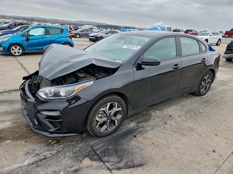 KIA FORTE FE 2021 with VIN 3KPF24AD2ME269871 - Photo from auction