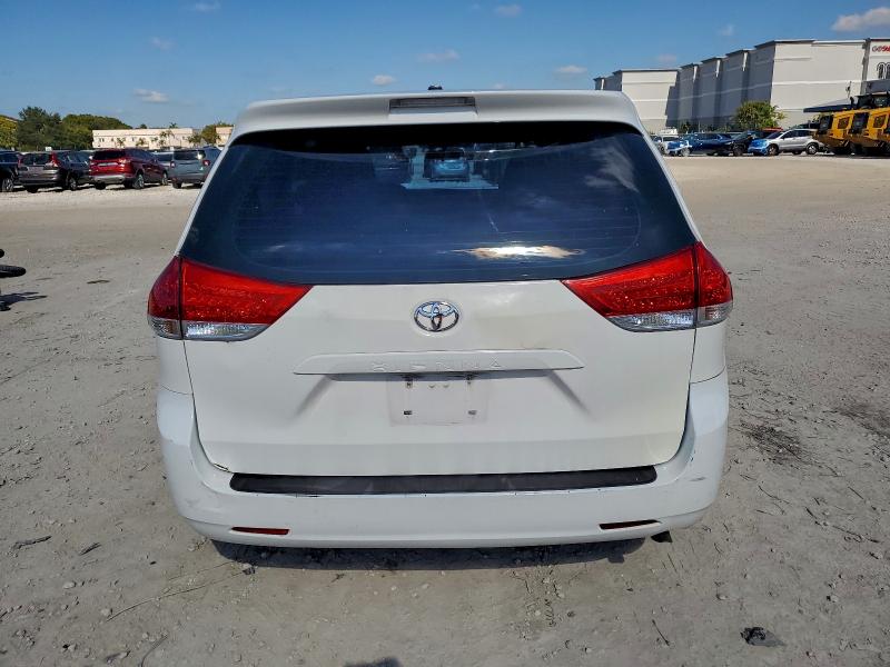Photo 6 from auction – 2013 TOYOTA SIENNA with VIN 5TDZK3DC0DS322650