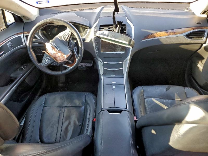 Photo 8 from auction – 2014 LINCOLN MKZ with VIN 3LN6L2GK2ER806591