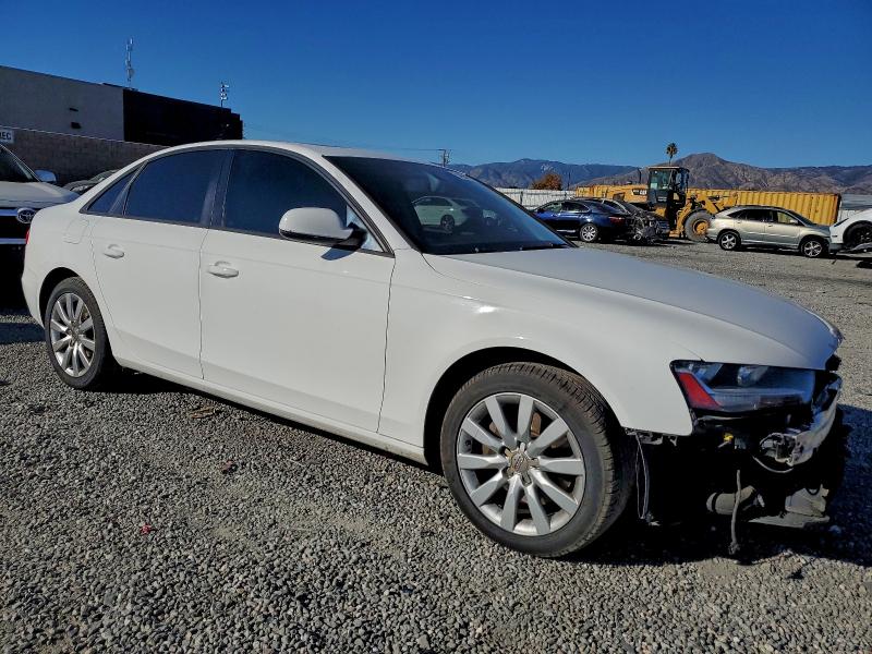 Фото 4 с аукциона – 2014 AUDI A4 PREMIUM с VIN WAUBFAFL2EN042496