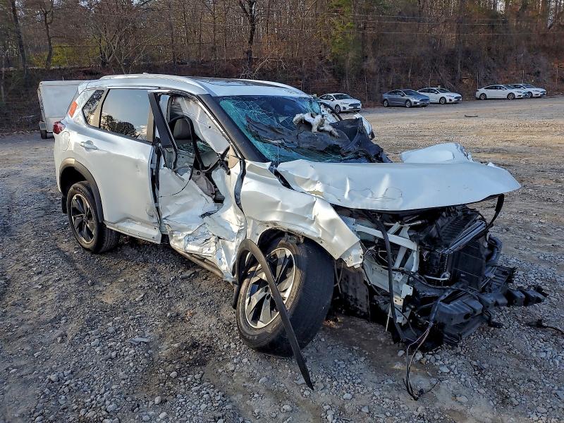 Снимка 4 от търг – 2024 NISSAN ROGUE с VIN 5N1BT3BA7RC706297