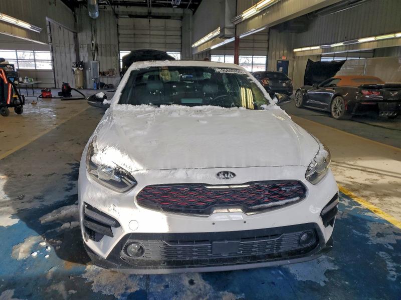 Photo 5 from auction – 2021 KIA FORTE GT with VIN 3KPF44AC0ME377780