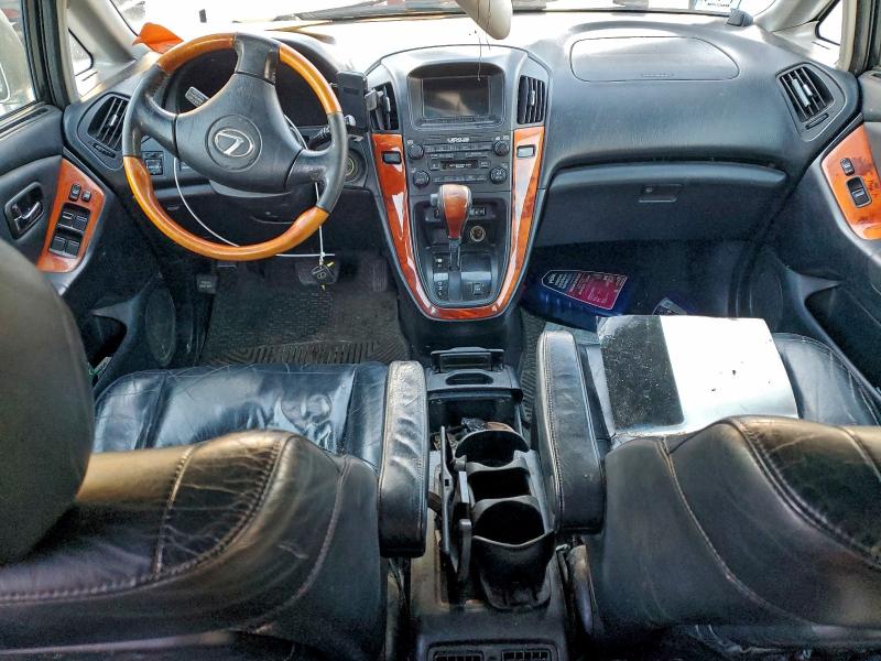 Photo 8 from auction – 2001 LEXUS RX 300 with VIN JTJHF10U210185032
