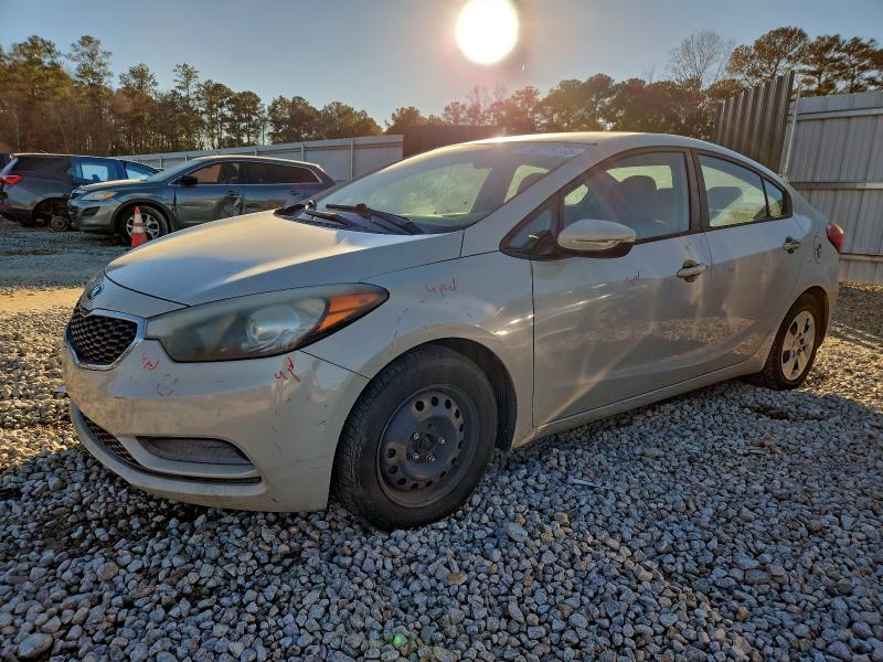 KIA FORTE LX 2015 with VIN KNAFK4A66F5409420 - Photo from auction