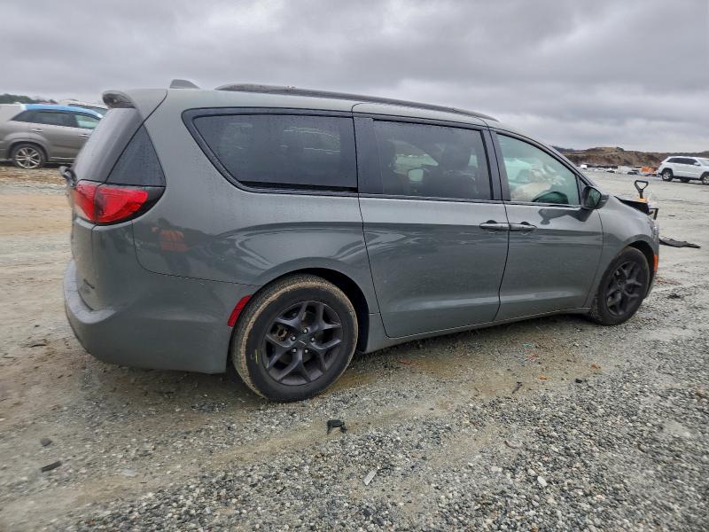 Photo 3 from auction – 2020 CHRYSLER PACIFICA L with VIN 2C4RC1GG3LR235672