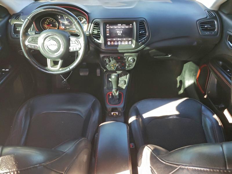 Photo 8 from auction – 2019 JEEP COMPASS TR with VIN 3C4NJDDB4KT688399