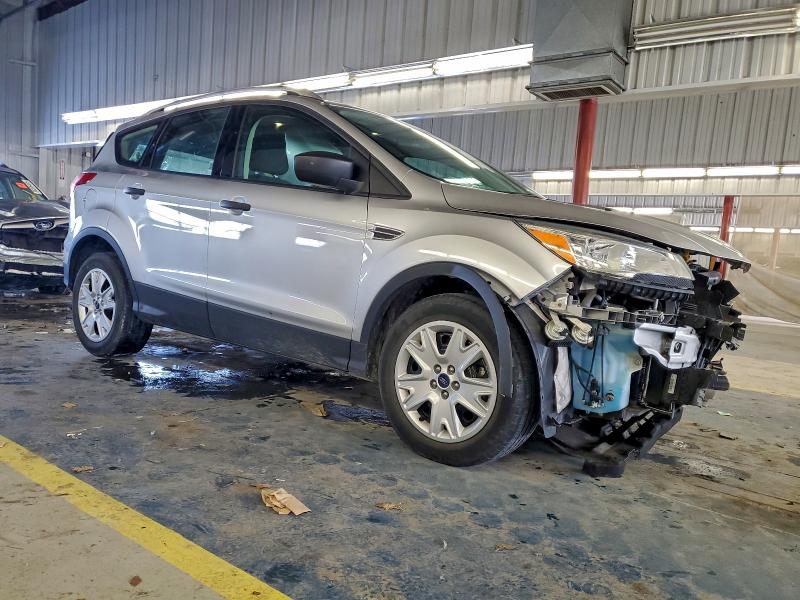 Photo 4 from auction – 2016 FORD ESCAPE S with VIN 1FMCU0F71GUA96368