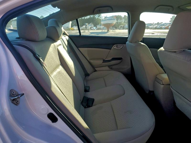 Photo 10 from auction – 2015 HONDA CIVIC LX with VIN 19XFB2F57FE029708