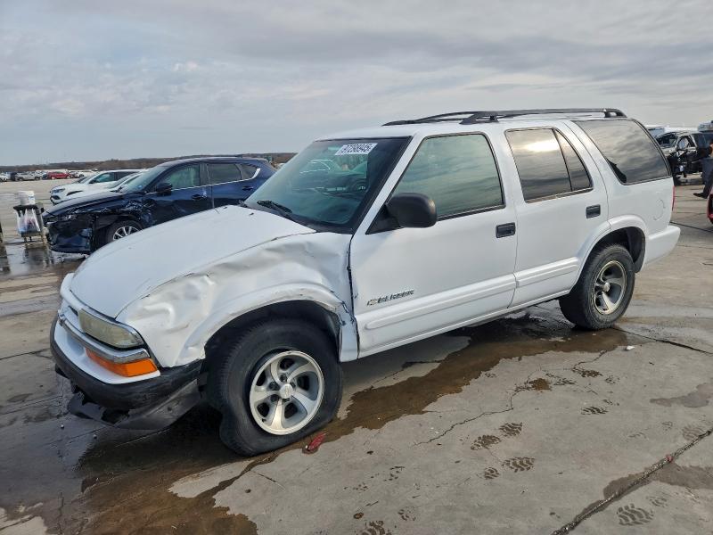 CHEVROLET BLAZER 2004 with VIN 1GNCS13X14K115195 - Photo from auction
