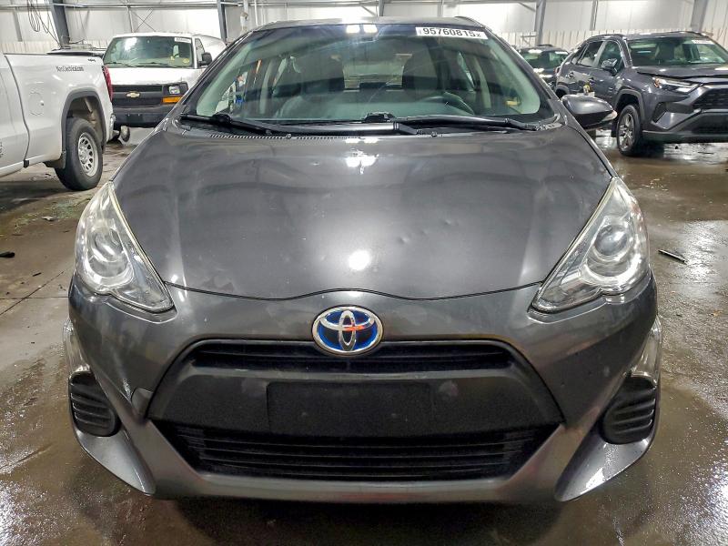 Photo 5 from auction – 2016 TOYOTA PRIUS C with VIN JTDKDTB35G1125618