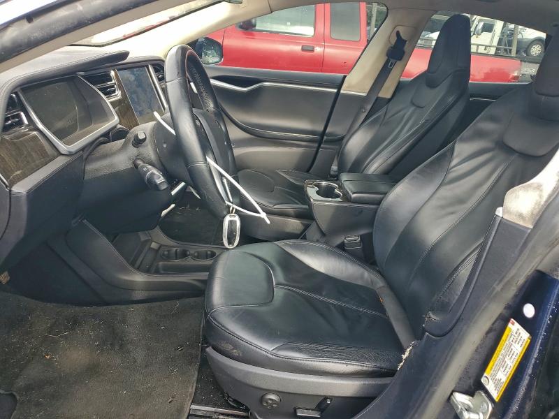 Photo 7 from auction – 2013 TESLA MODEL S with VIN 5YJSA1AG7DFP09555