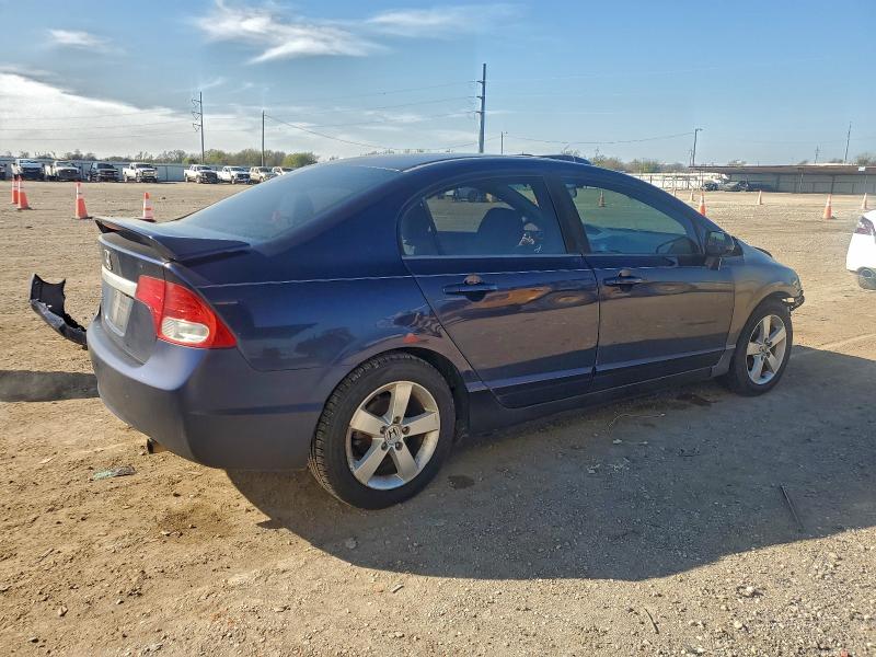 Photo 3 from auction – 2010 HONDA CIVIC EX with VIN 19XFA1F87AE055600