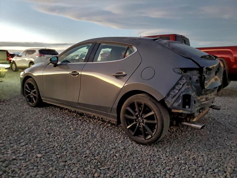 Photo 2 from auction – 2022 MAZDA 3 PREMIUM with VIN JM1BPBML8N1520386