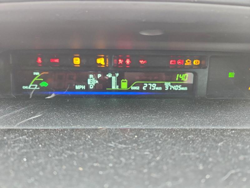 Photo 9 from auction – 2015 TOYOTA PRIUS V with VIN JTDZN3EU5FJ032628