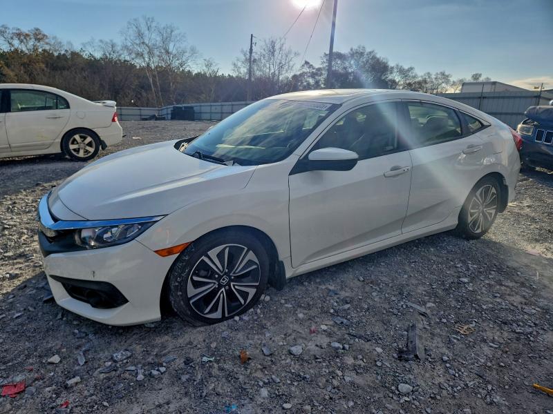 HONDA CIVIC 2018 with VIN JHMFC1F81JX021080 - Photo from auction
