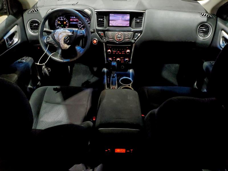 Photo 8 from auction – 2016 NISSAN PATHFINDER with VIN 5N1AR2MM4GC607932