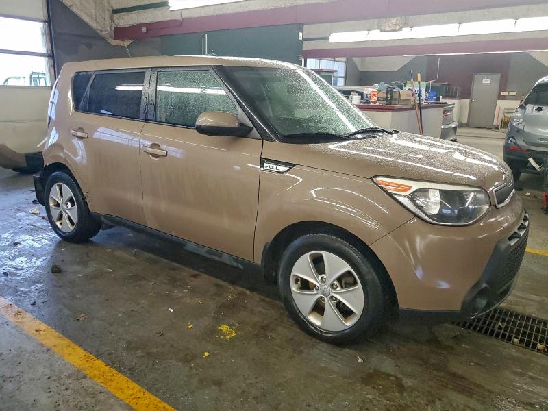Photo 4 from auction – 2015 KIA SOUL with VIN KNDJN2A27F7113090