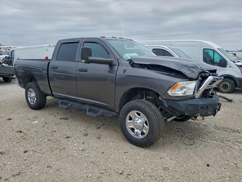 Photo 4 from auction – 2016 RAM 2500 with VIN 3C6UR5CJ4GG124651