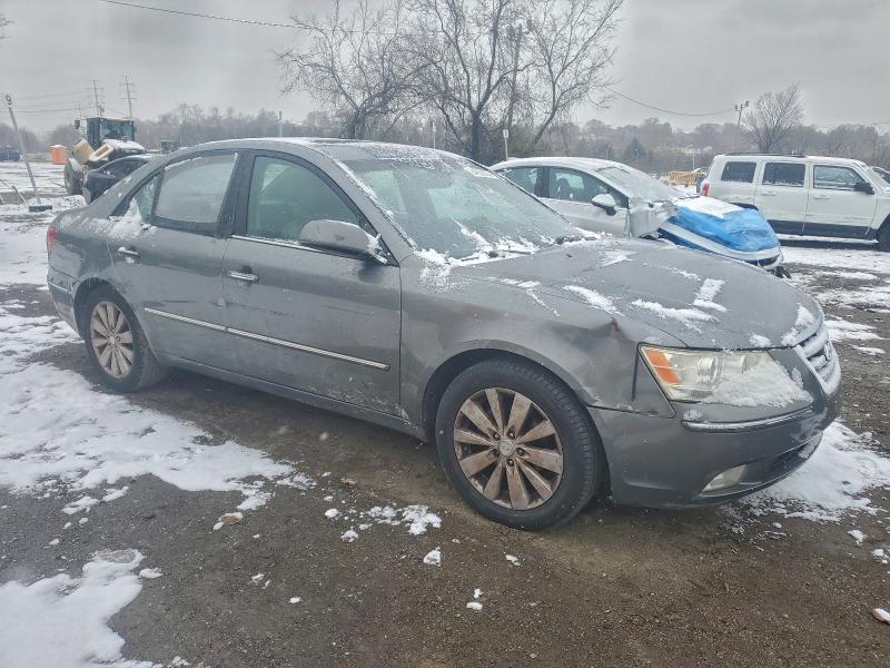Photo 4 from auction – 2009 HYUNDAI SONATA SE with VIN 5NPEU46C99H562191