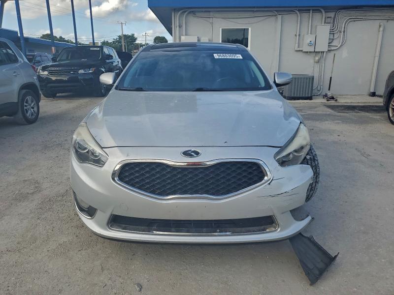 Photo 5 from auction – 2016 KIA CADENZA LU with VIN KNALN4D71G5198952